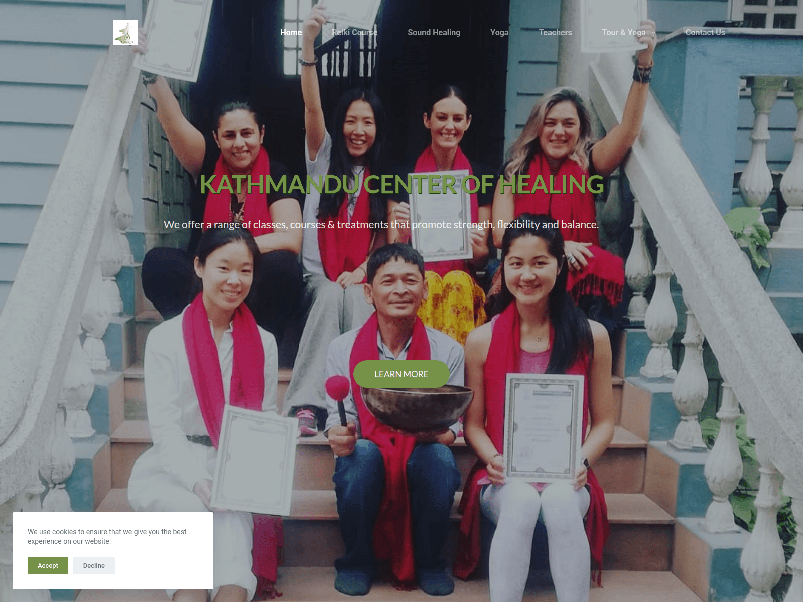 Screenshot of kathmanduhealing.org